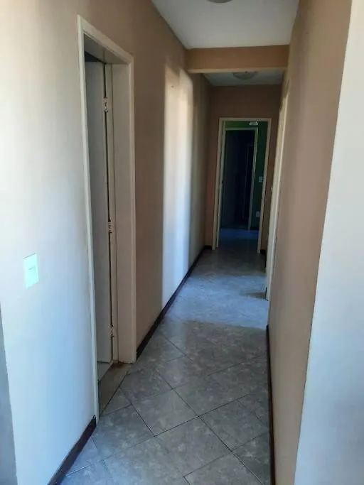 Cobertura Duplex Em Cabo Frio, 4 Quadras Da Praia