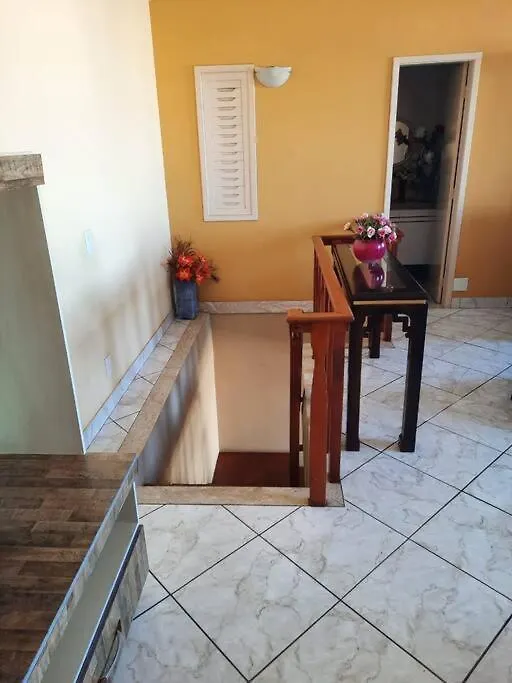 Cobertura Duplex Em Cabo Frio, 4 Quadras Da Praia 0*,